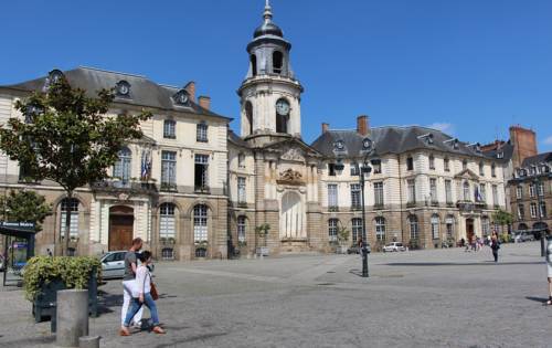 Фото Campanile Rennes Centre Gare