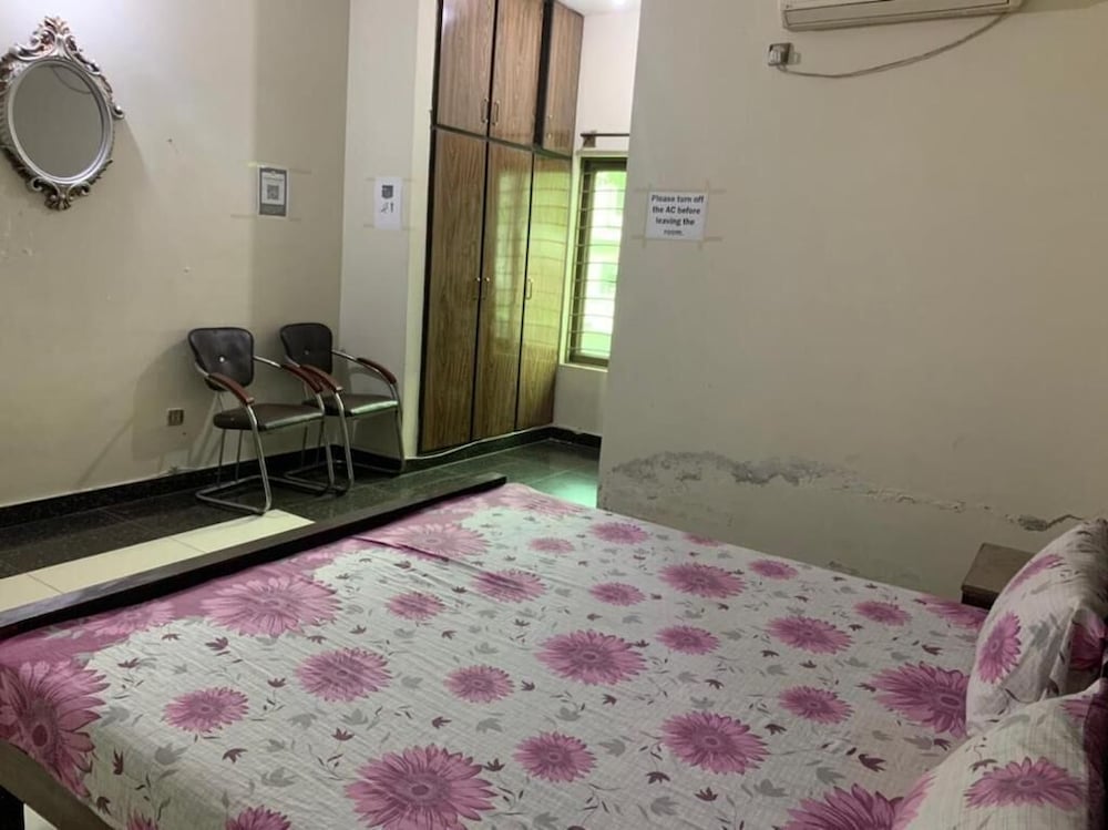 Фото Evergreen Guest Lodge - Egl