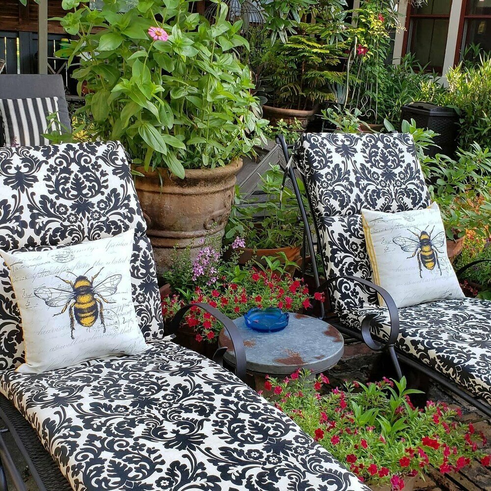 Фото Cedar Oaks Inn The Bath House