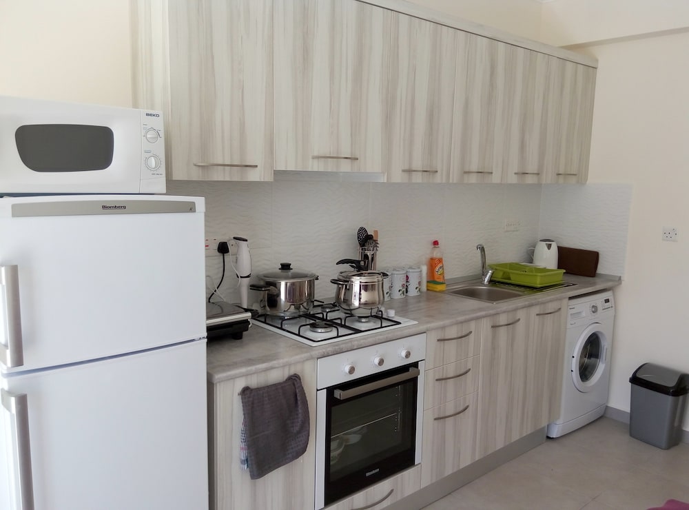 Фото One Bedroom Apartment at Longbeach