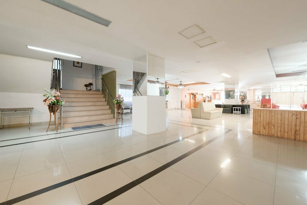Hotel Inter Place by Oyo Rooms, Pattaya, photo