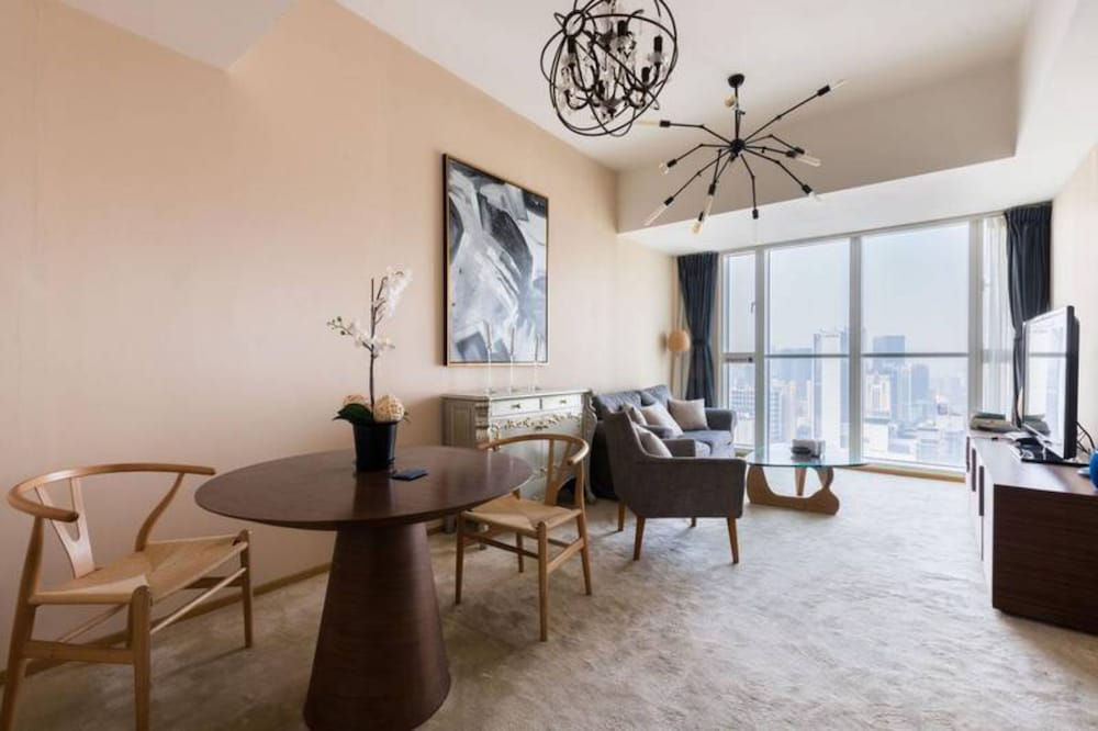 Фото Chengdu Summerisland Service Apartment