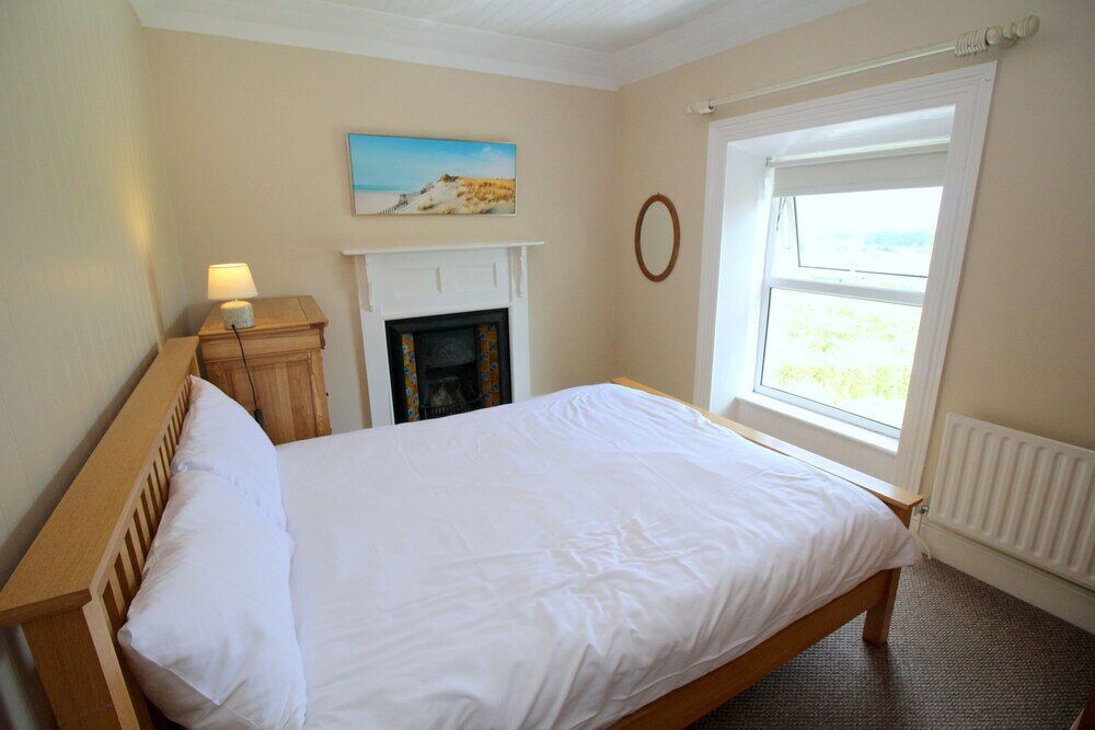 Фото Alcorn's farmhouse 10 mins from beach