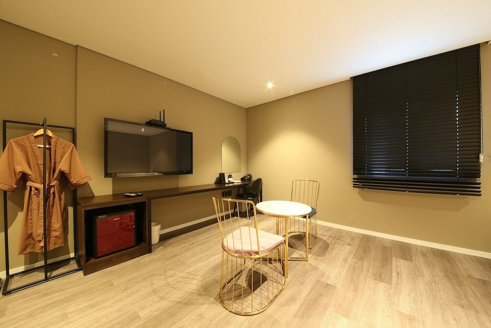 Фото Hotel LeeSunDeok