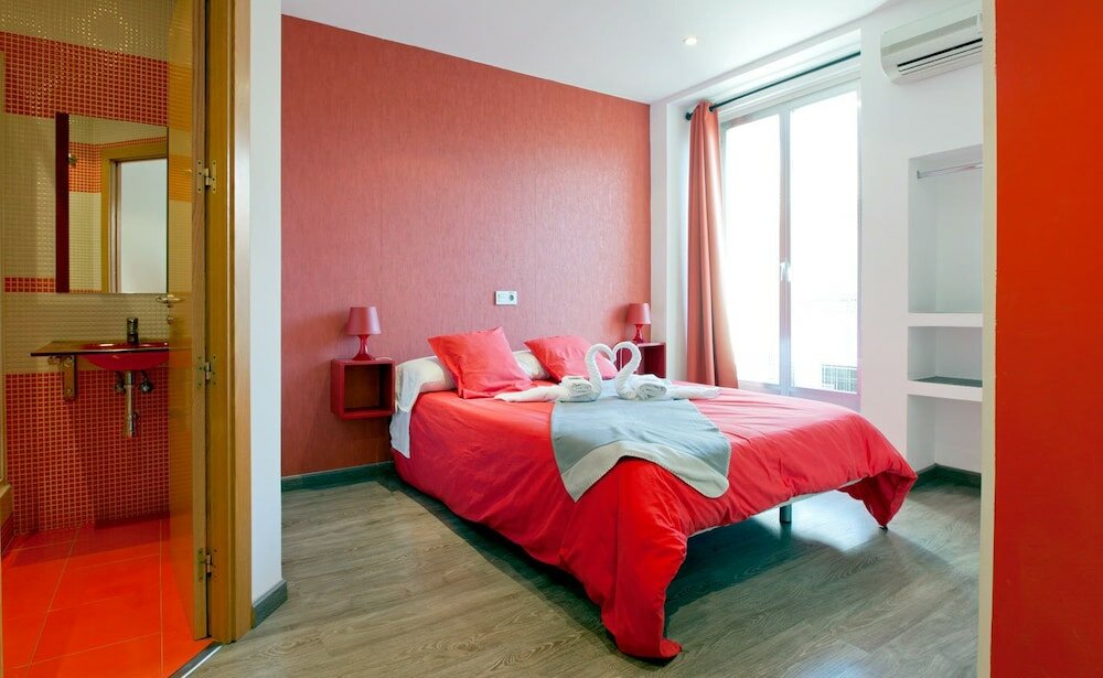 Фото Hostal Abril