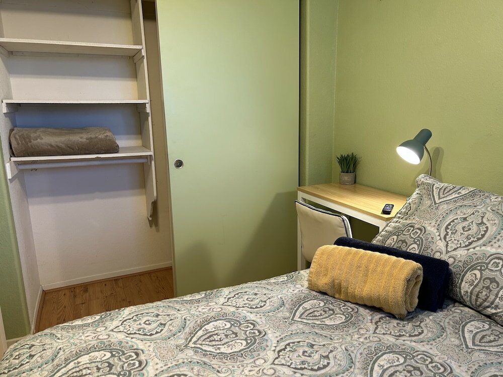 Фото Private bedroom in Country house near wineries