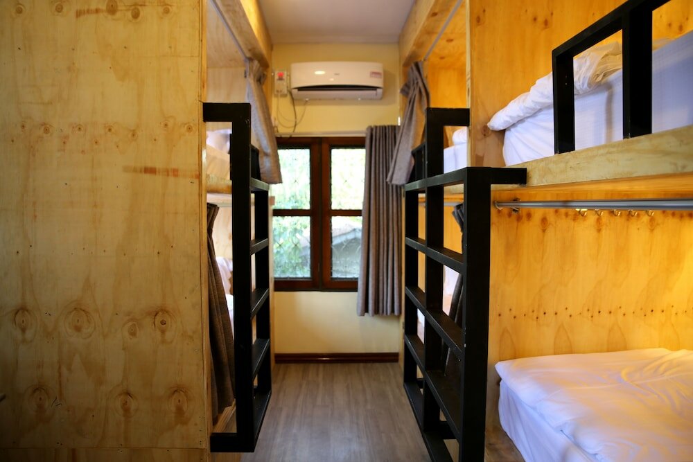 Фото Mansion Hostel Mandalay