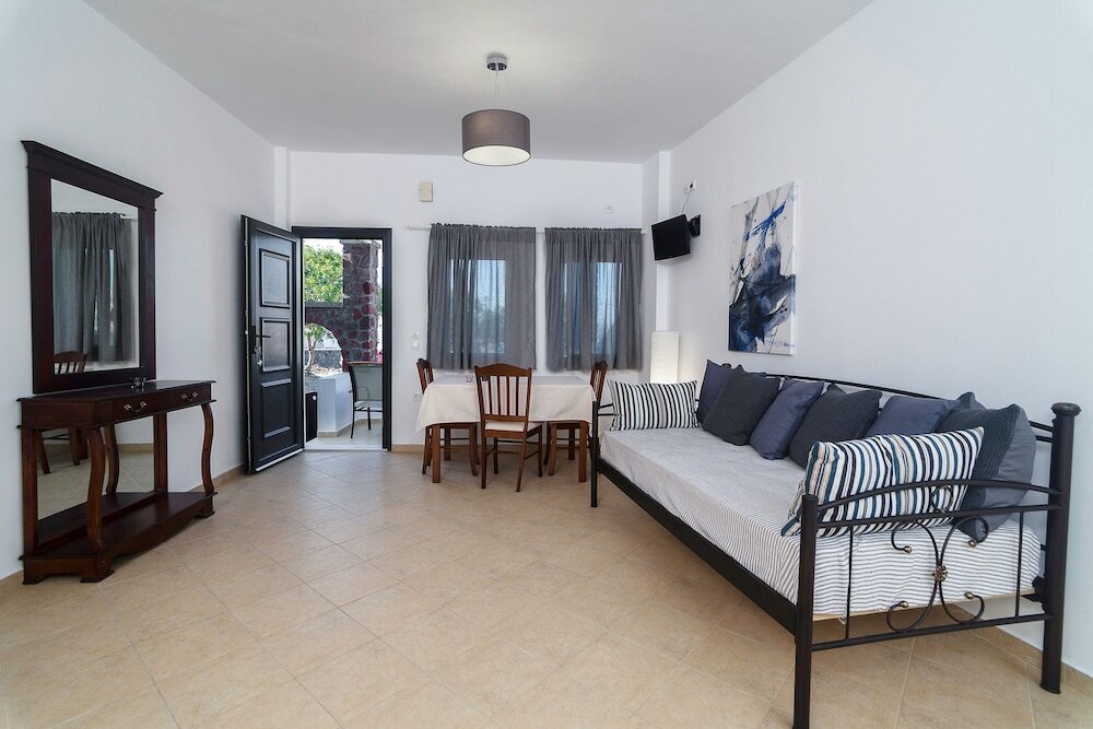 Фото Aelia Suites