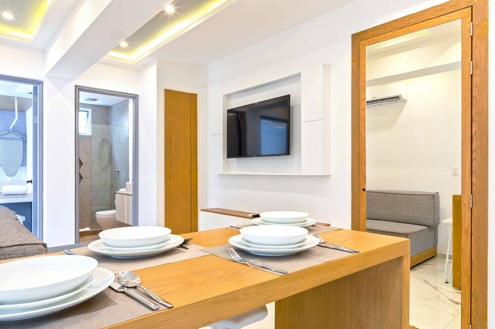 Фото Luxury Apartments Pool & Jacuzzi