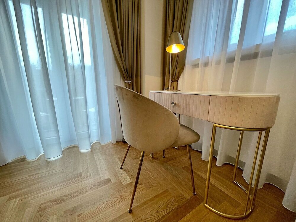 Фото Bellagio Luxury Suites Apartments