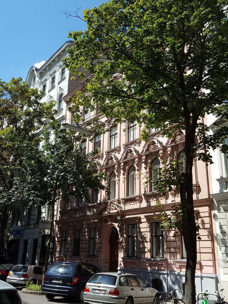 Фото Sobieski Town Apartments