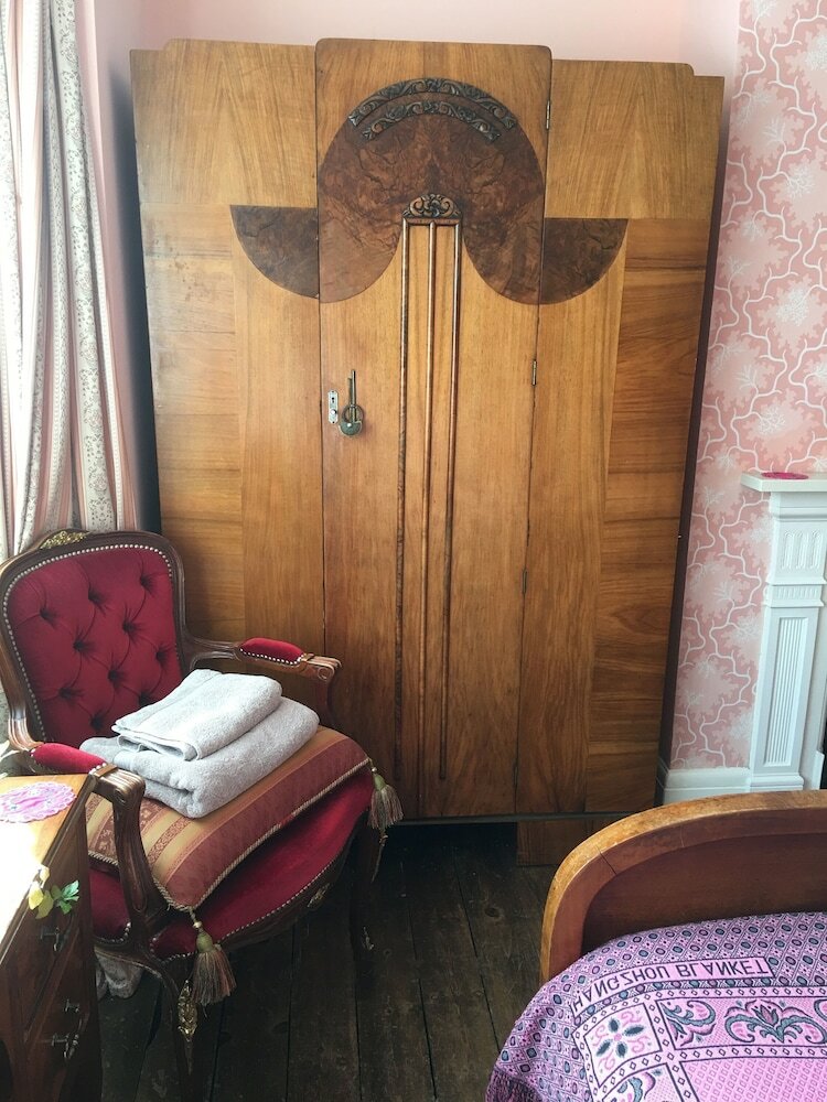 Фото The Ceramic House