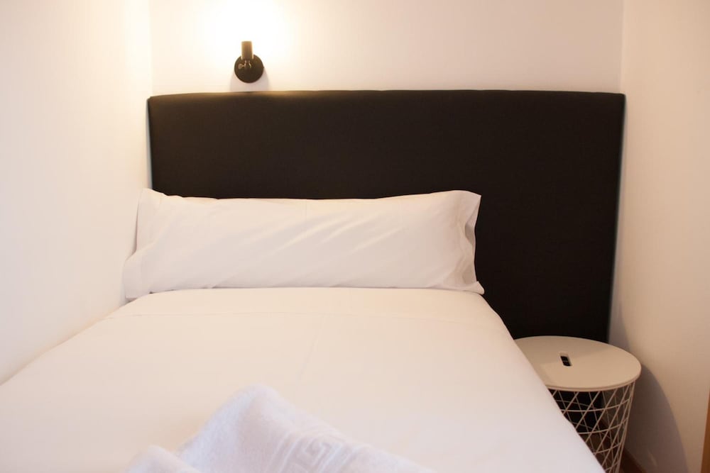 Фото Hostal Cuéntame Evolución Auto check in