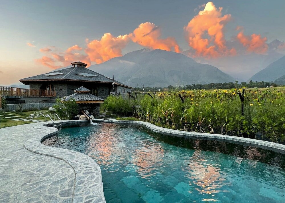 Фото Osho Himalayas