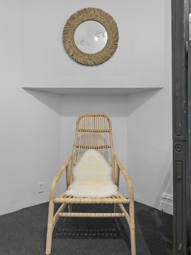 Фото Venus Potts Point - Hostel - Women only