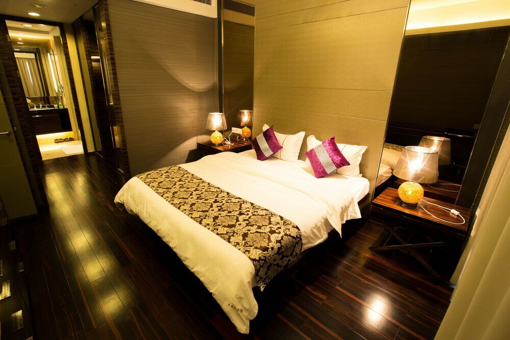 Фото Wanlong Apartment Pazhou Branch