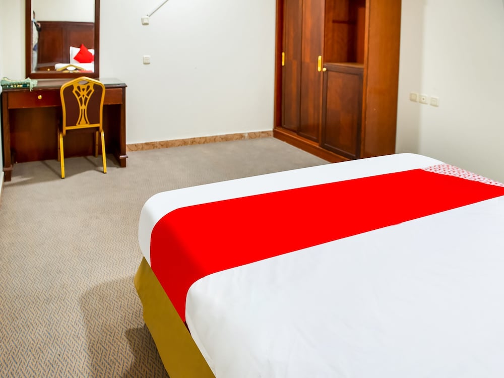 Фото Oyo 525 Rose Plaza1