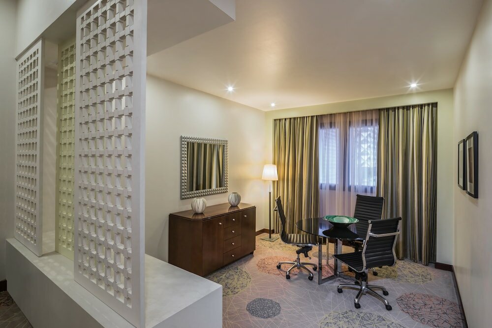 Фото Holiday Inn Riyadh Al Qasr by IHG