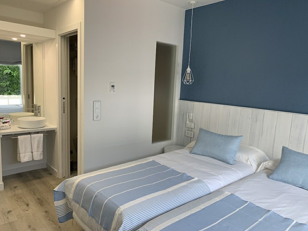 Фото Nerja Casual Rooms