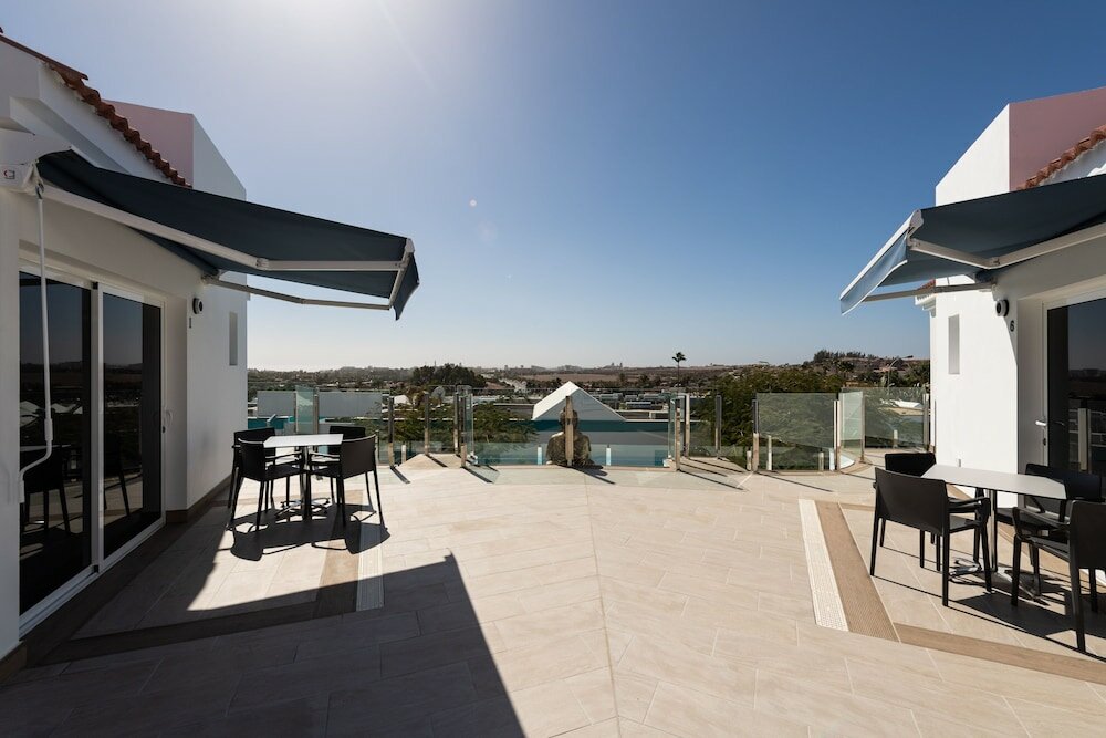 Фото Vista Bella Bungalows - Adults Only