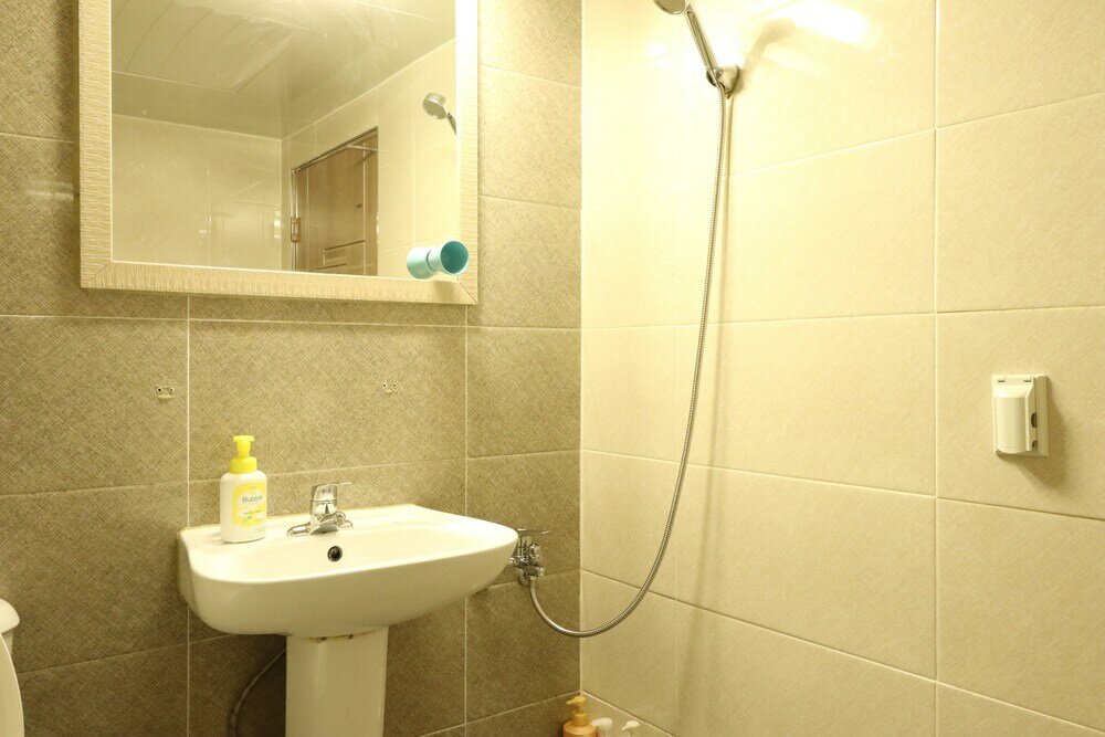 Фото Liz's House - Hostel