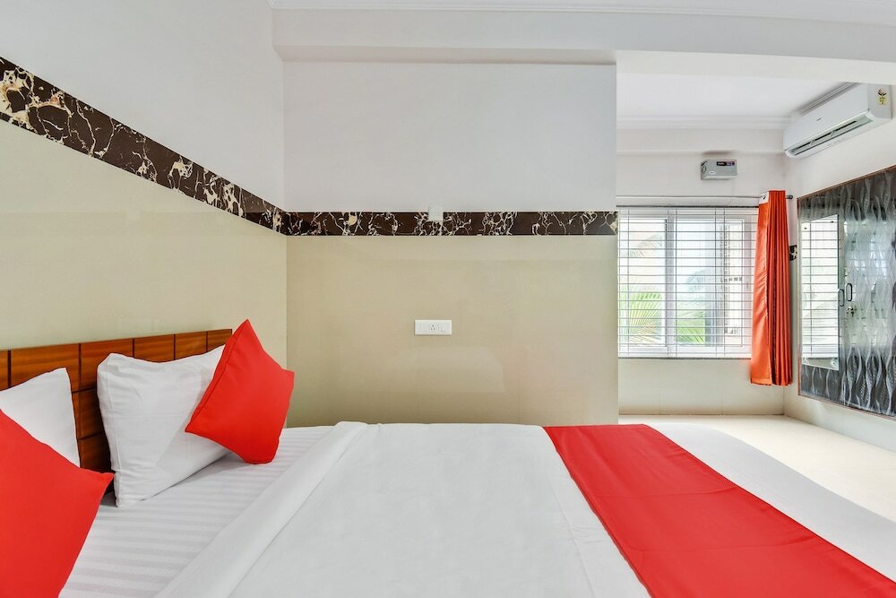 Фото Oyo 43308 Sri Sai Guru Comforts