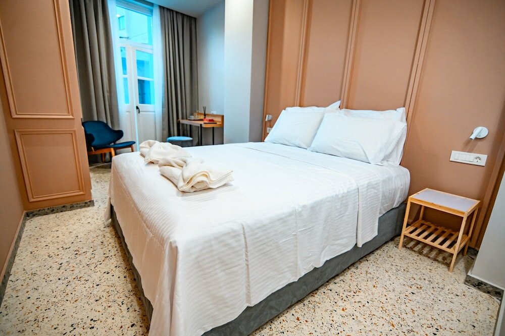 Фото A-13 Belle Athenes - Luxury Rooms at Monastiraki Railway Station