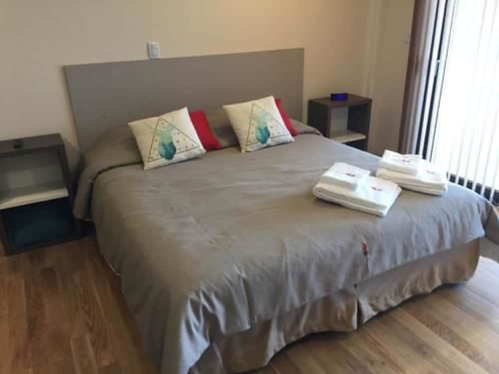 Фото Apart Hotel Quijote by Dot Suites