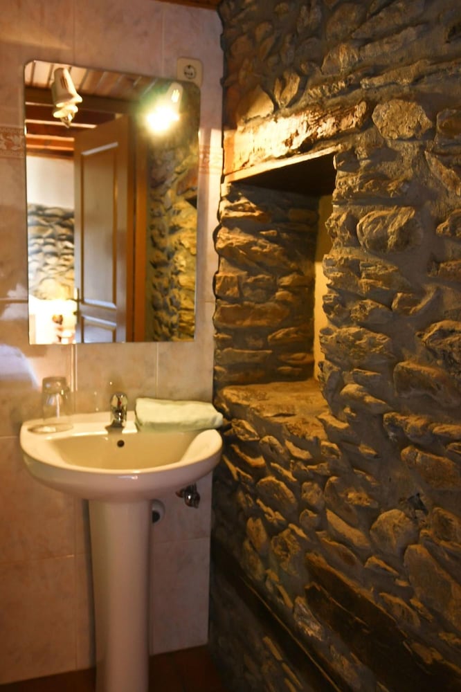 Фото Hostal Ruso