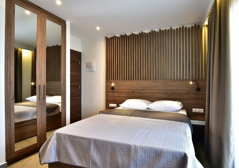 Фото Eutopia Hotel