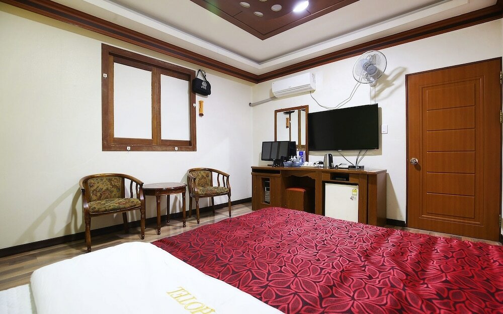 Фото Nonsan Titanic Motel