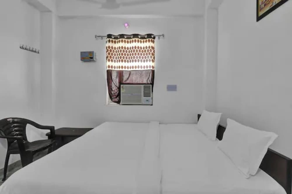 Фото Goroomgo Shiv Ganga Guest House varanasi