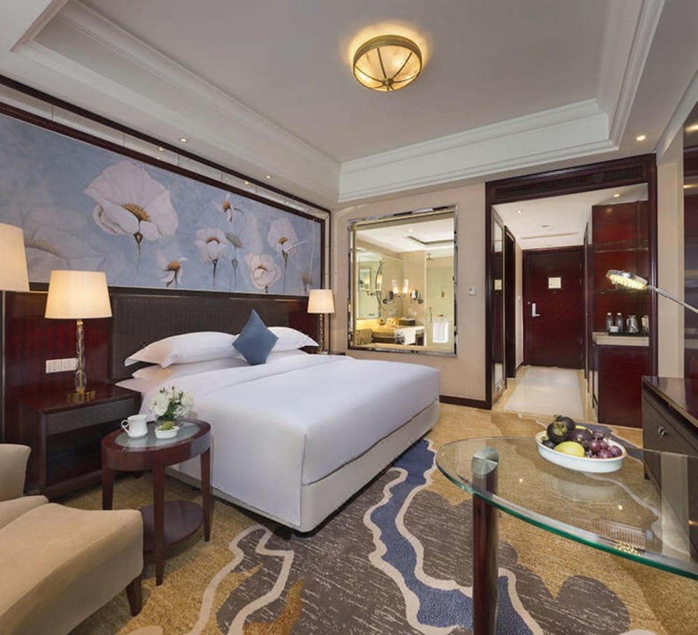 Фото Maison New Century Hotel Cixi