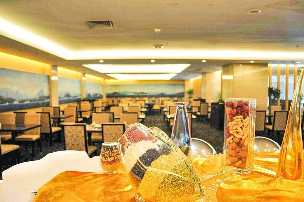 Фото New Cozy Harbour Hotel