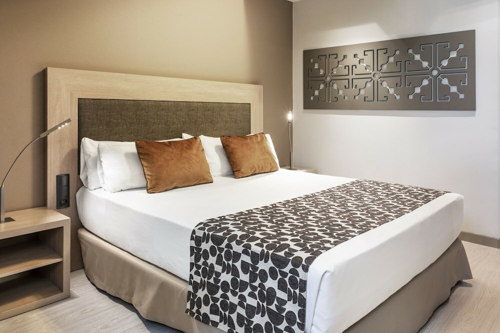 Фото Catalonia Plaza Mayor