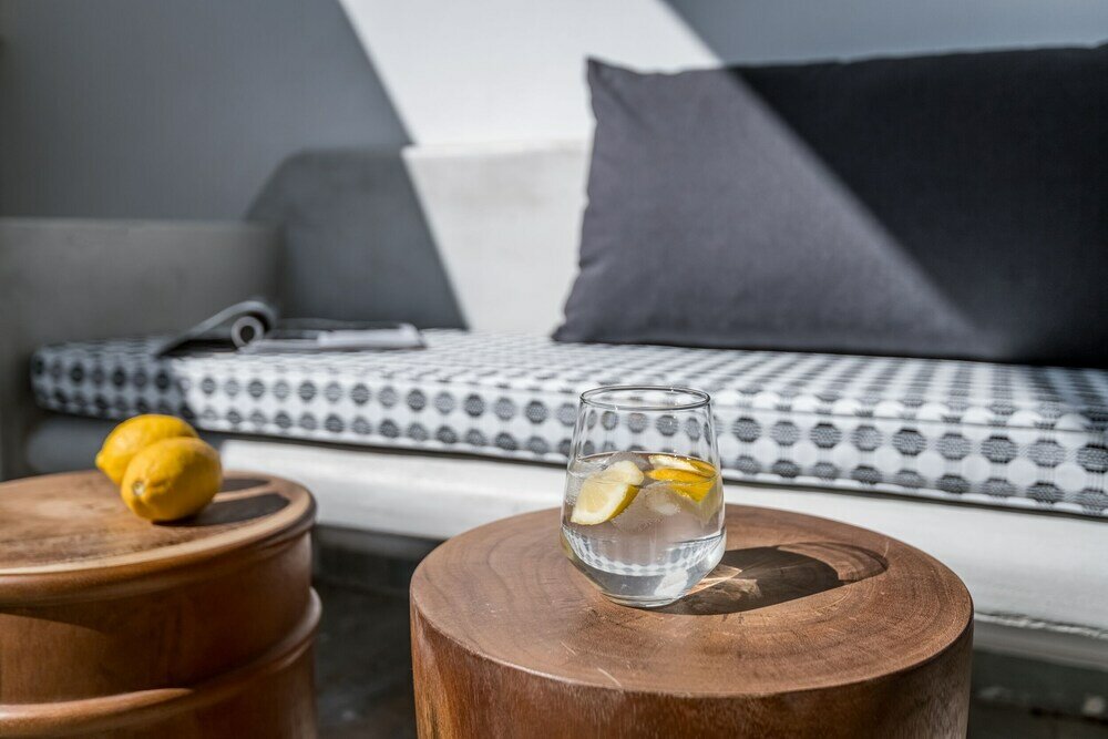 Фото Remezzo Suites