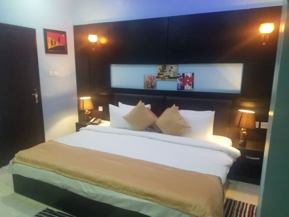 Фото Witsspring Suites