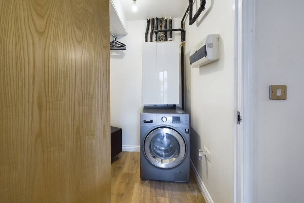 Фото The Battersea Sanctuary - Classy 1bdr Flat With Terrace