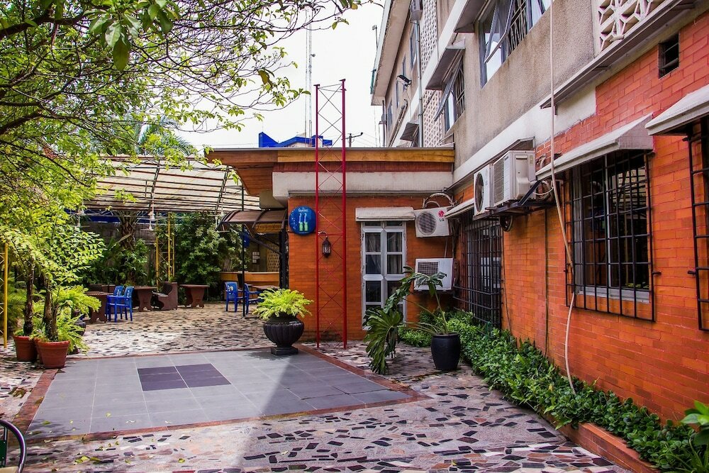 Фото Elliotnass Hotel