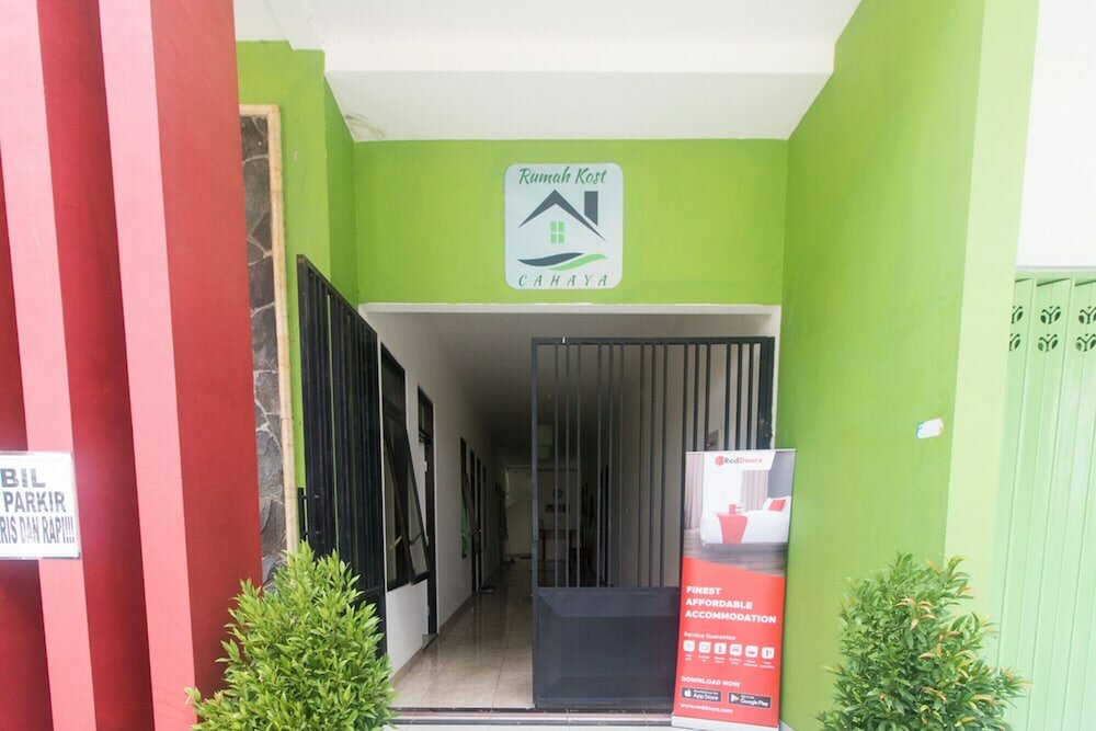 Фото RedDoorz Syariah near Stasiun Madiun
