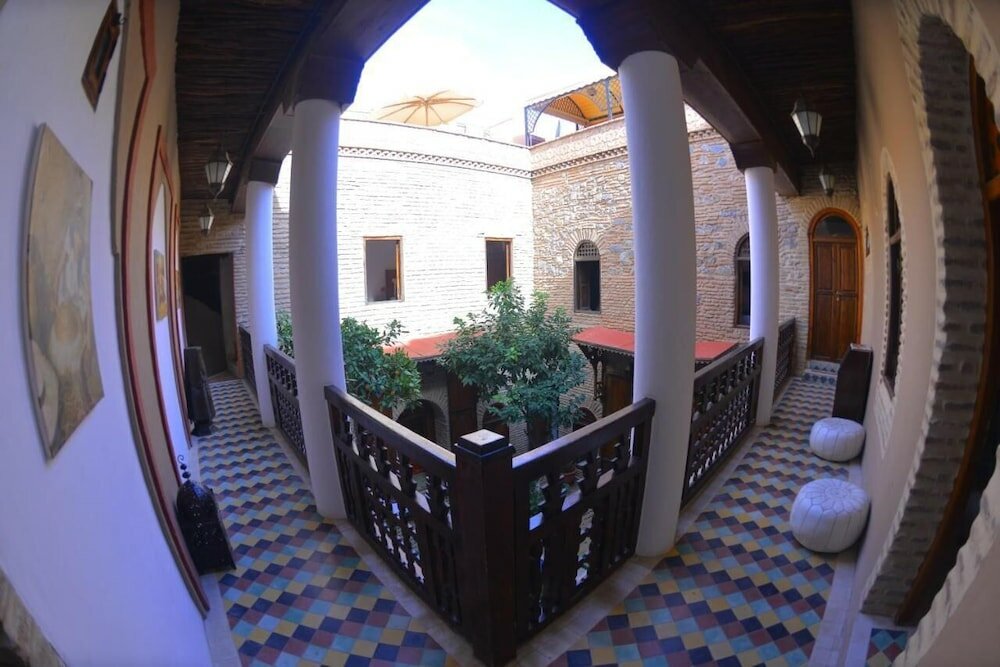 Фото Hotel Riad Hiden marrakech