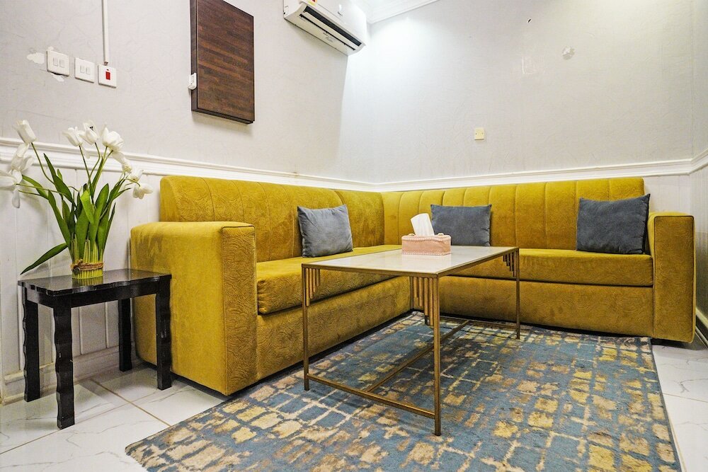 Фото Oyo 649 Al Thuraya Palace Apartments