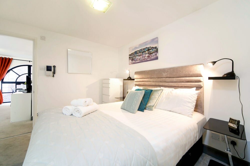 Фото Altido Splendid 1 Bedroom Flat near St. Paul's Cathedral