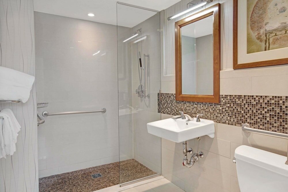 Фото Wyndham Garden Chinatown