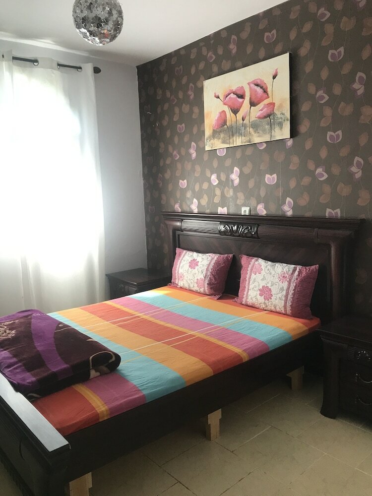 Фото Too Many Suites