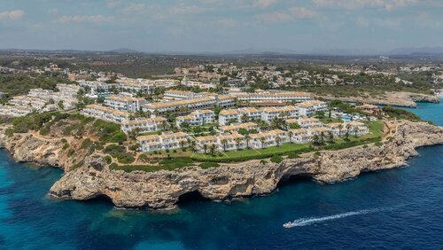 Гостиница Blau Punta Reina