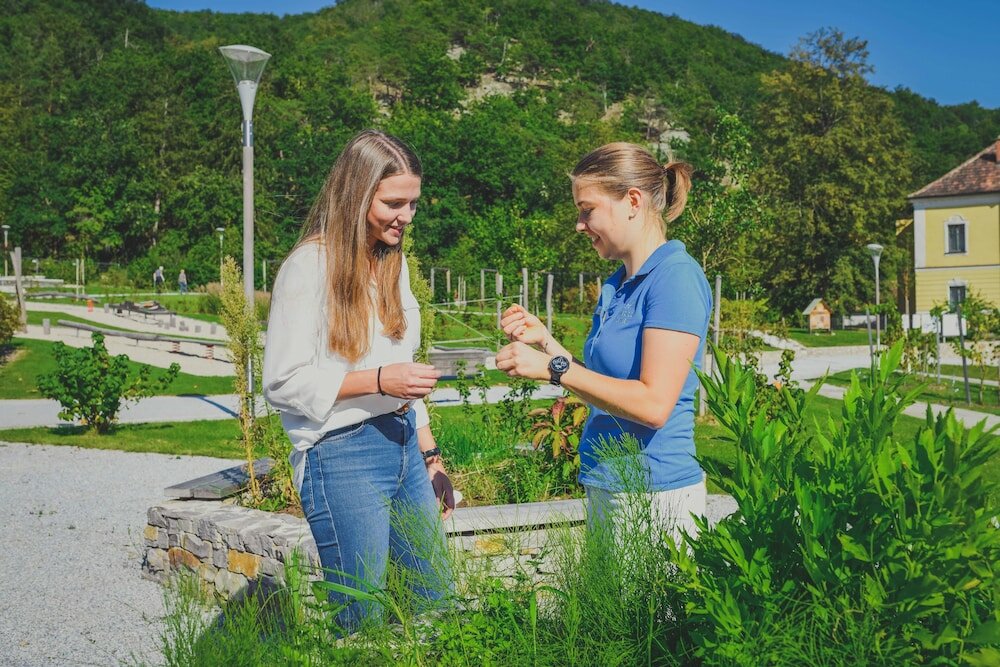 Фото Nuhr Medical - Hotel & Restaurant