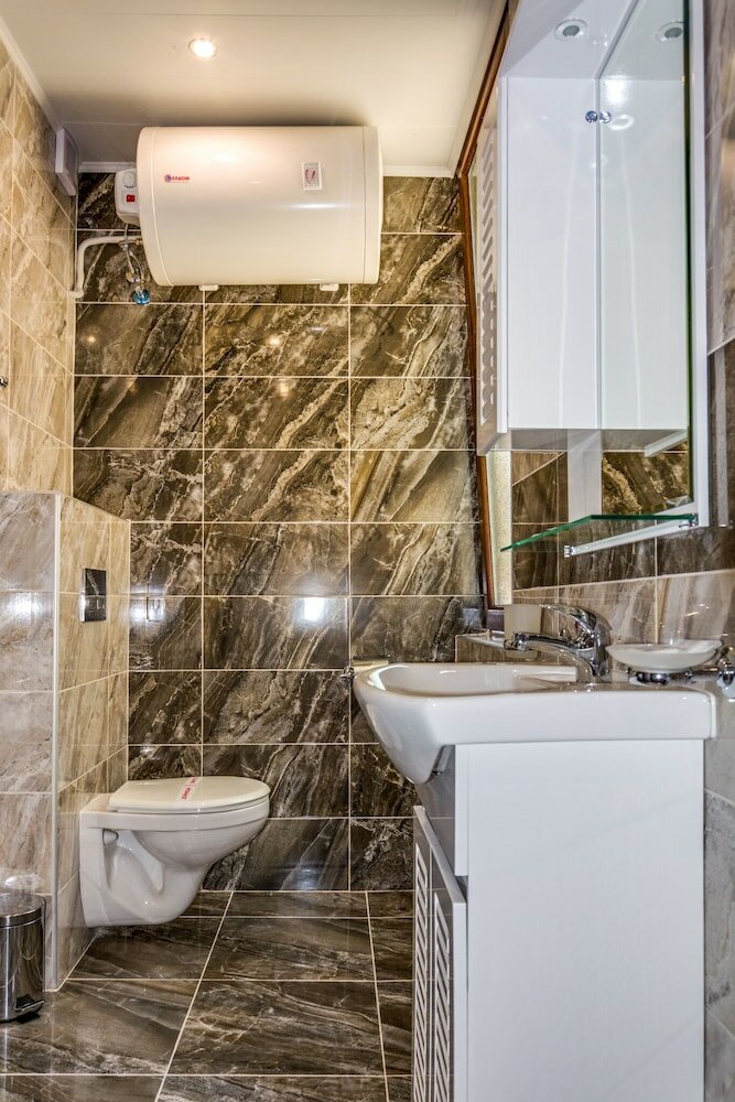 Фото Apartcomplex Golden Bay