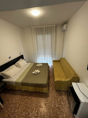 Гостиница Hotel Perla в Чезенатико
