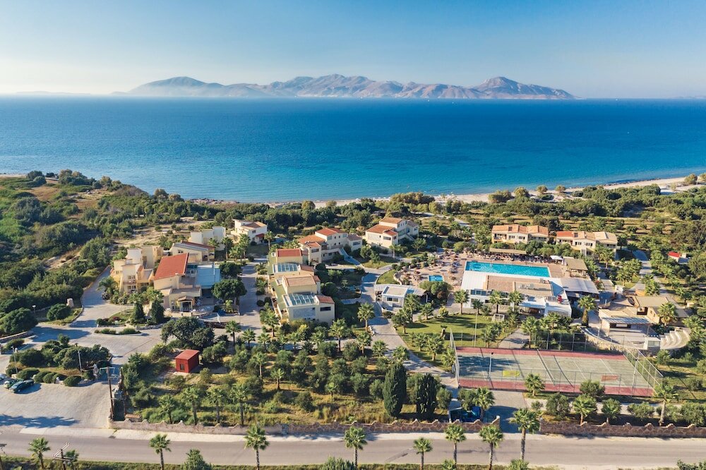 Фото Achilleas Beach Hotel